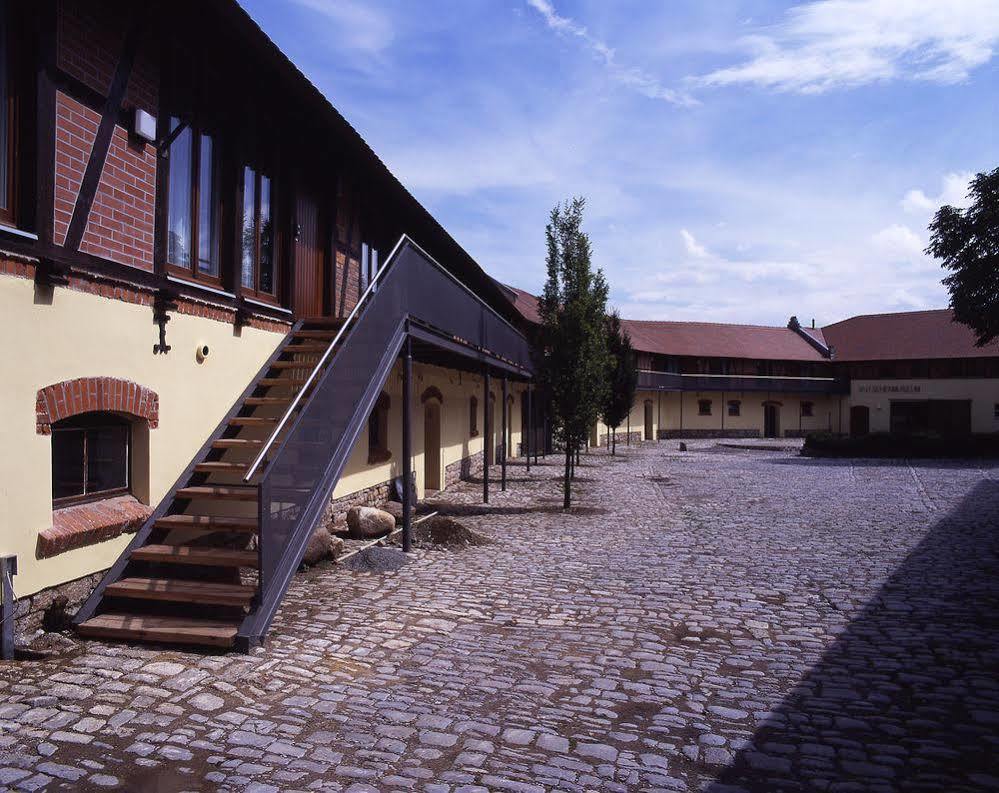 Resort Schloss Auerstedt Exterior photo